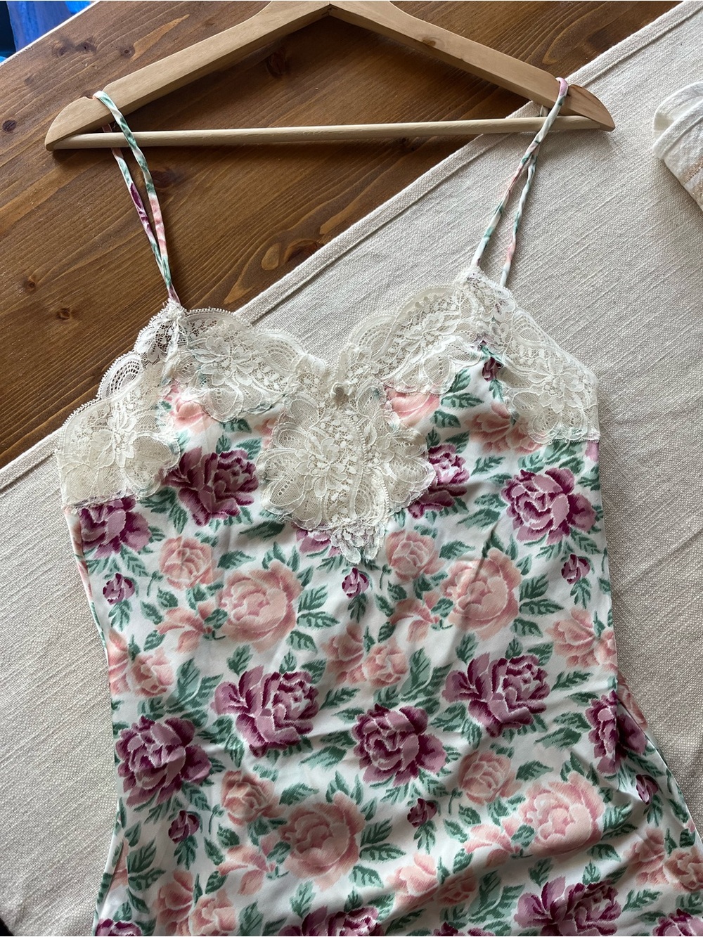 Oscar De La Renta Vintage Floral Lace Trim Slip Dress - Picture 2 of 6
